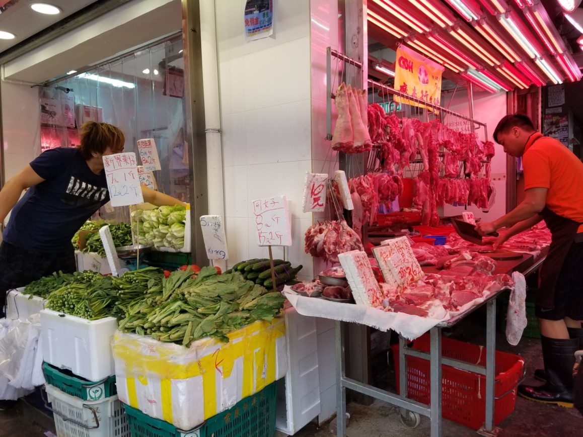 living in hong kong as a digital nomad shopping at markets