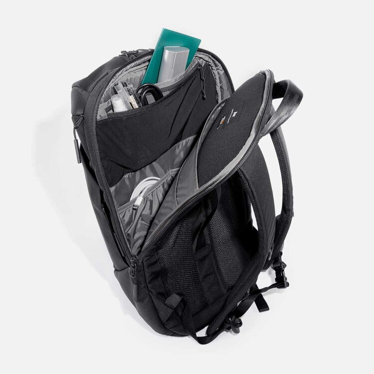 Main compartment of the Aer Duffel Pack 3